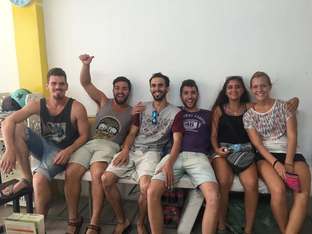 Ana'S House Hostel На Транг Екстериор снимка