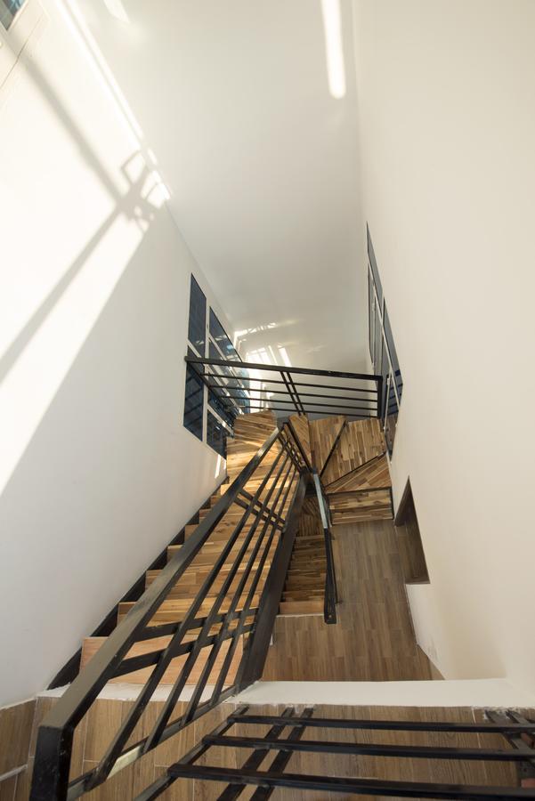 Ana'S House Hostel На Транг Екстериор снимка