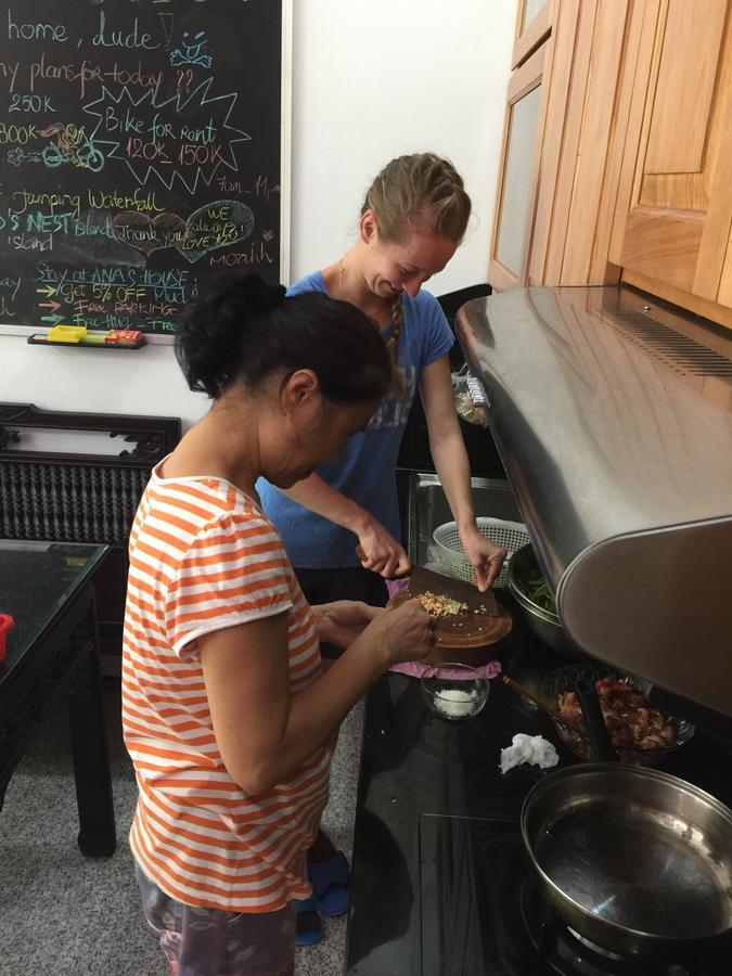 Ana'S House Hostel На Транг Екстериор снимка